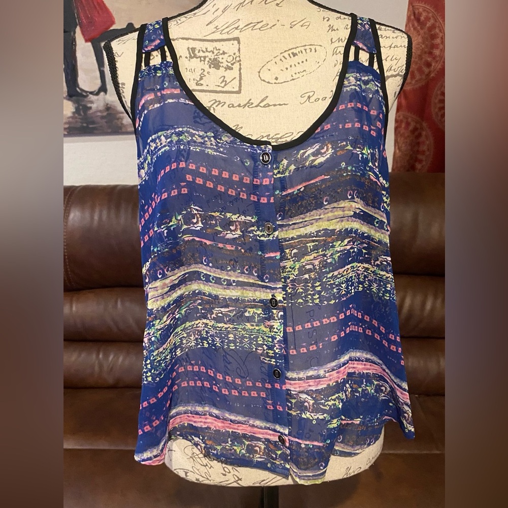 Lush Geometric Tank Top